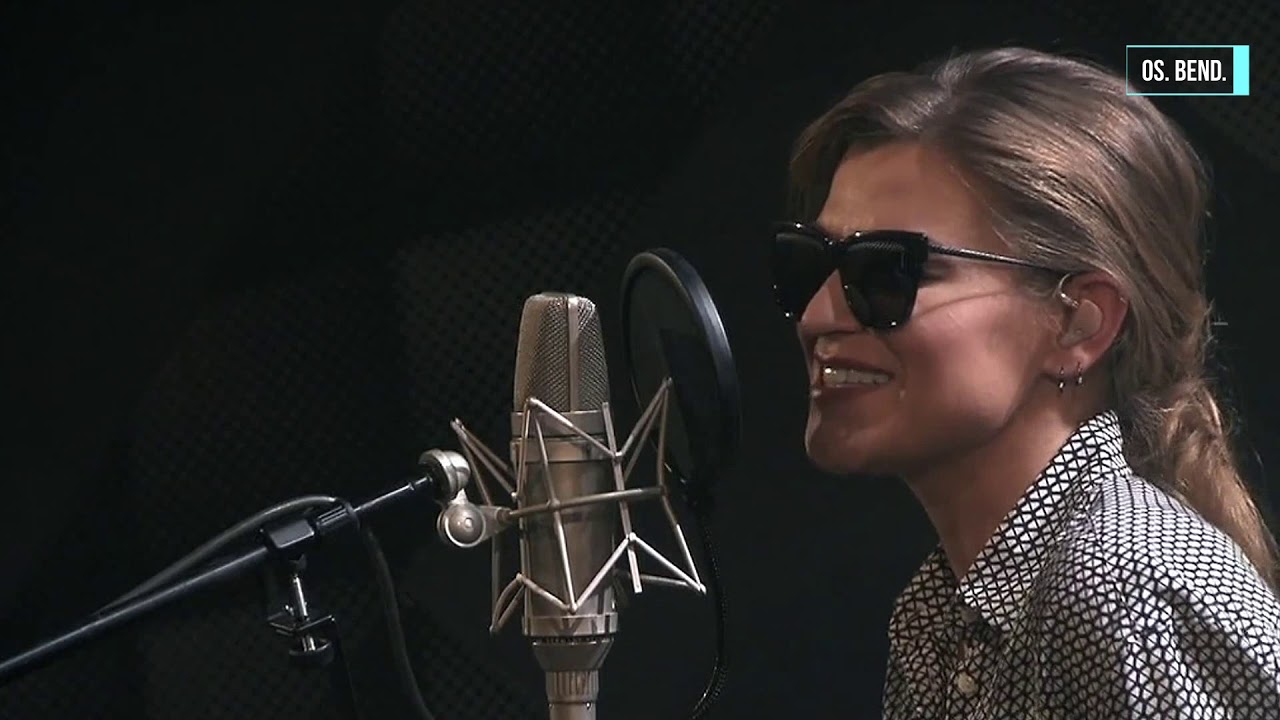 βιθουρανος – μια πετσετα στη μεση του δρομου